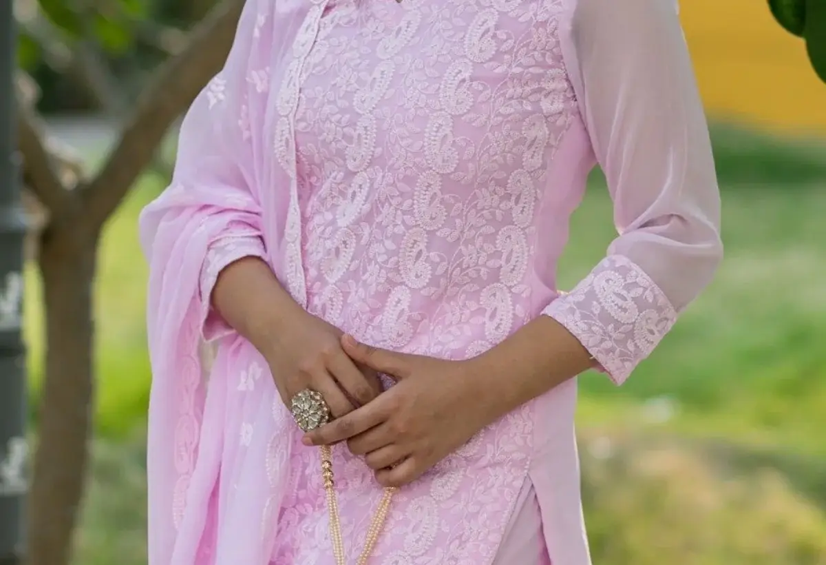 The Timeless Elegance of Chikankari Suits: A Must-Have for Every Wardrobe